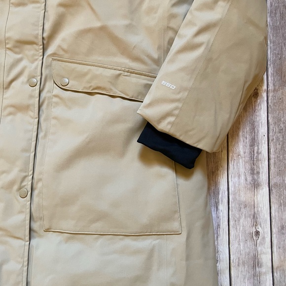 The North Face Women’s New Defdown FUTURELIGHT Waterproof Parka - Picture 3 of 11